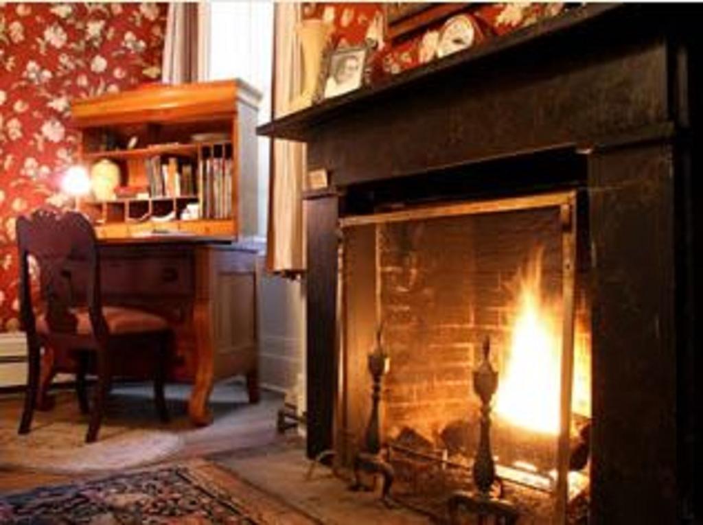 Munro House Bed And Breakfast Jonesville Zimmer foto