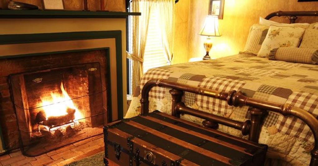 Munro House Bed And Breakfast Jonesville Zimmer foto
