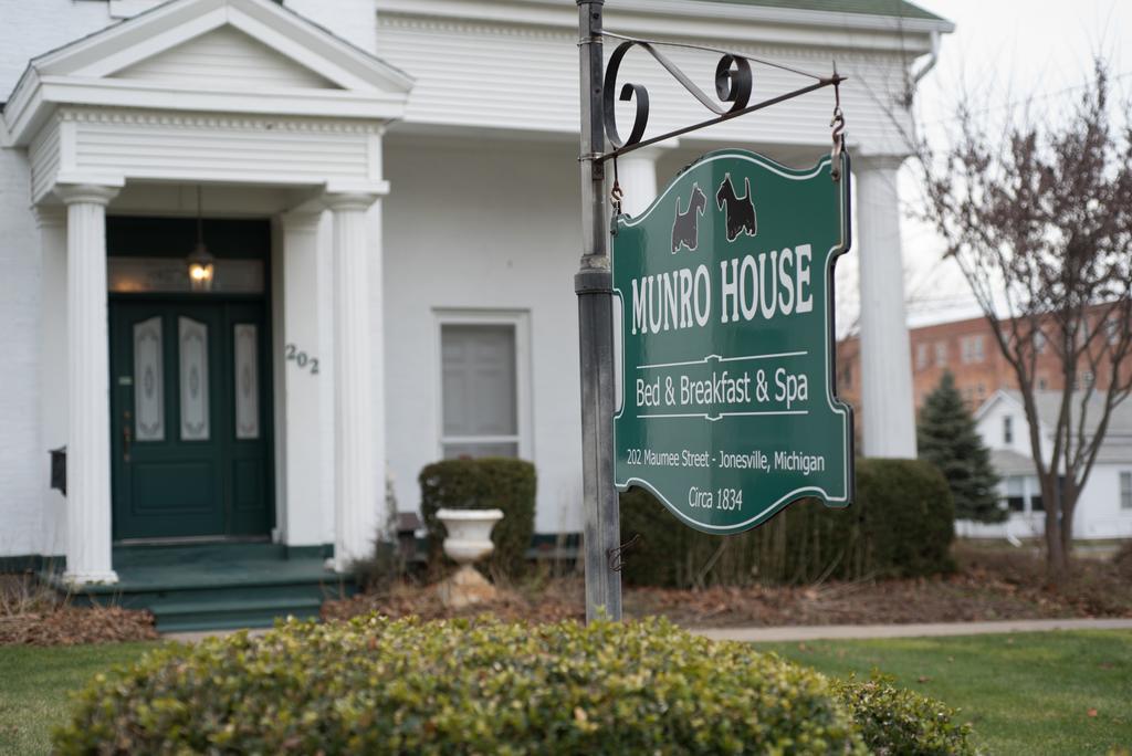 Munro House Bed And Breakfast Jonesville Exterior foto